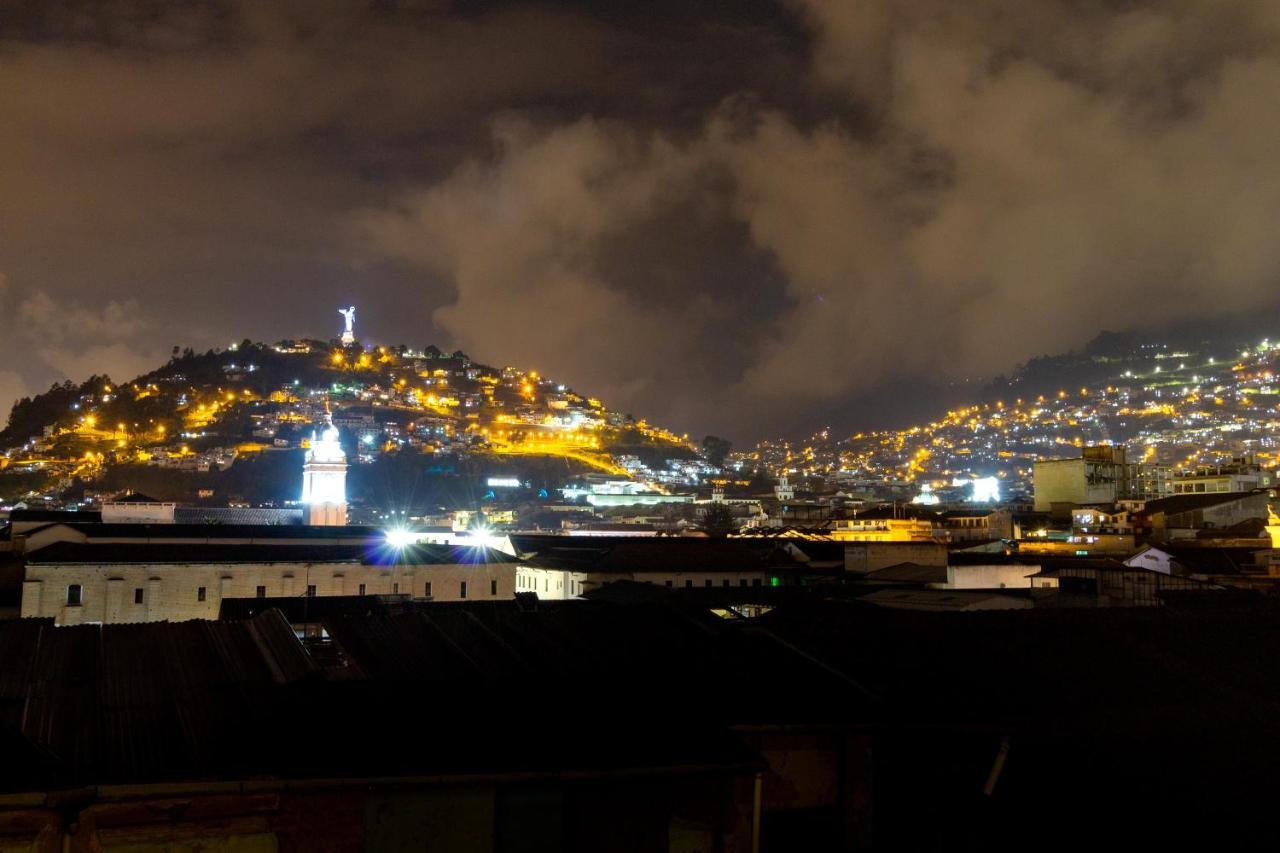 Friends Hotel & Rooftop Quito Exteriör bild